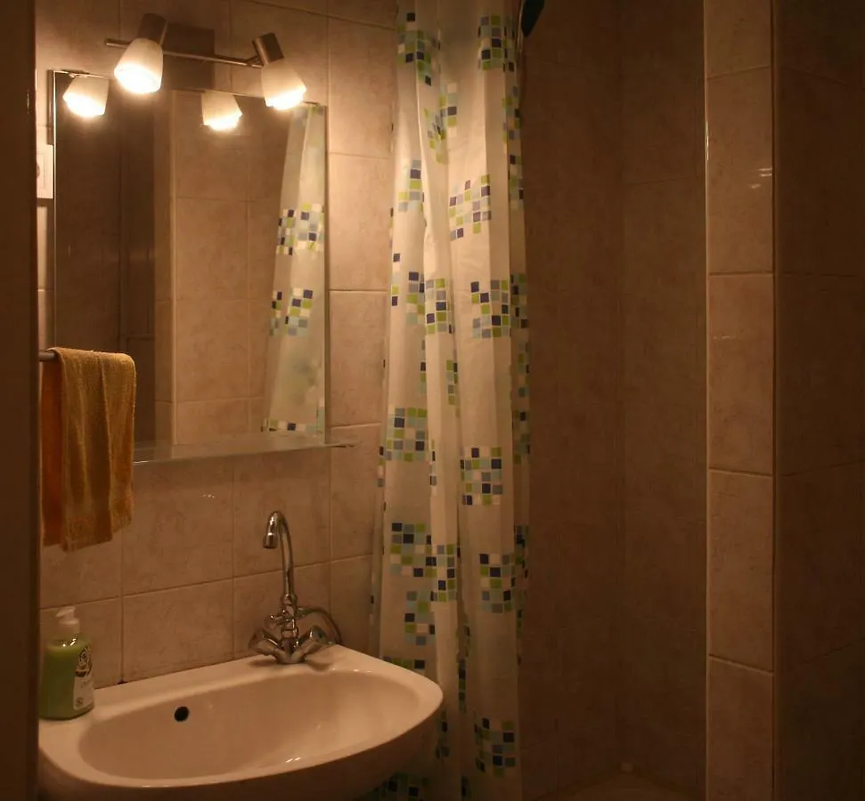 Margaret Bridge Studio Apartment Budapest